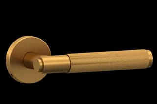 Brass knurled handle