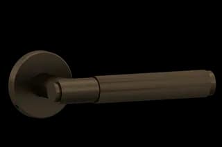 Bronze knurled handle